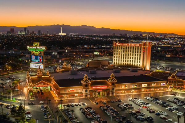 Boulder Station Review & Hotel Guide