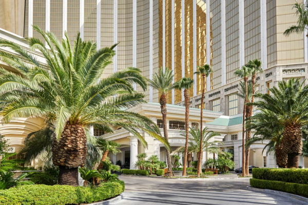 Best Luxury Hotels In Las Vegas: Four Seasons Las Vegas at Mandalay Bay
