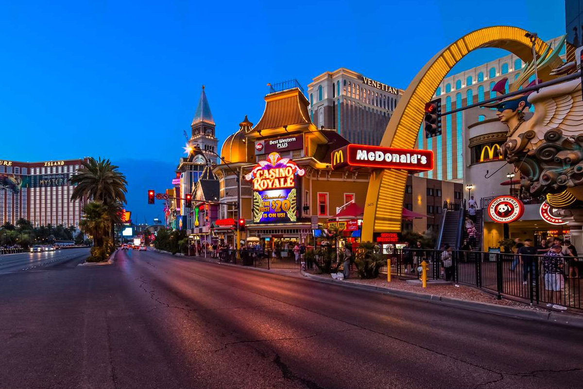 Best Western Casino Royale Review & Hotel Guide